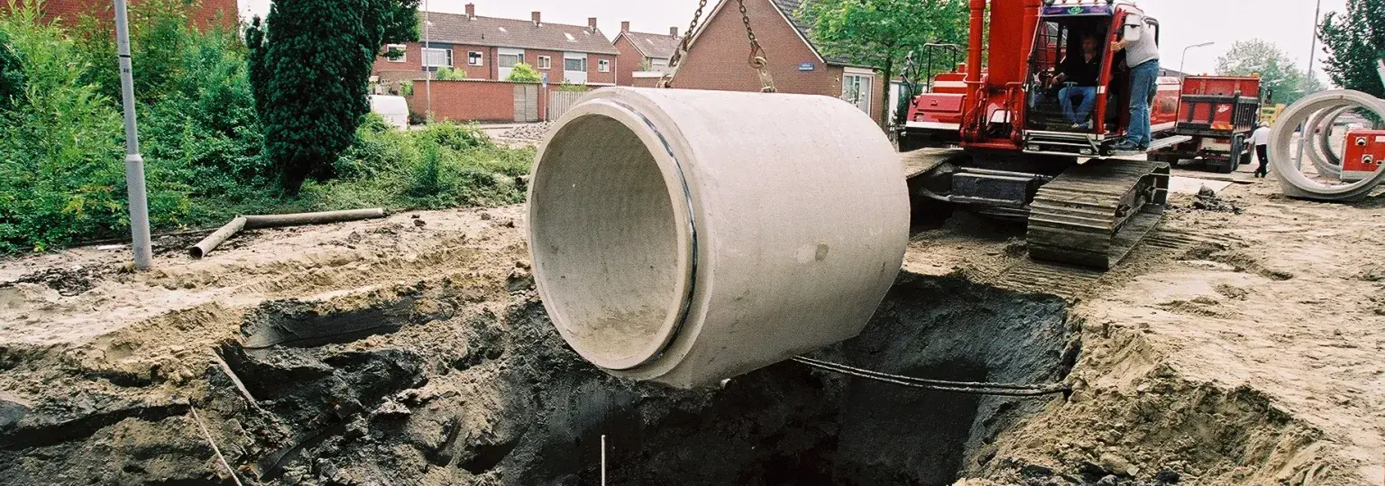 Aanleg van riolering van beton