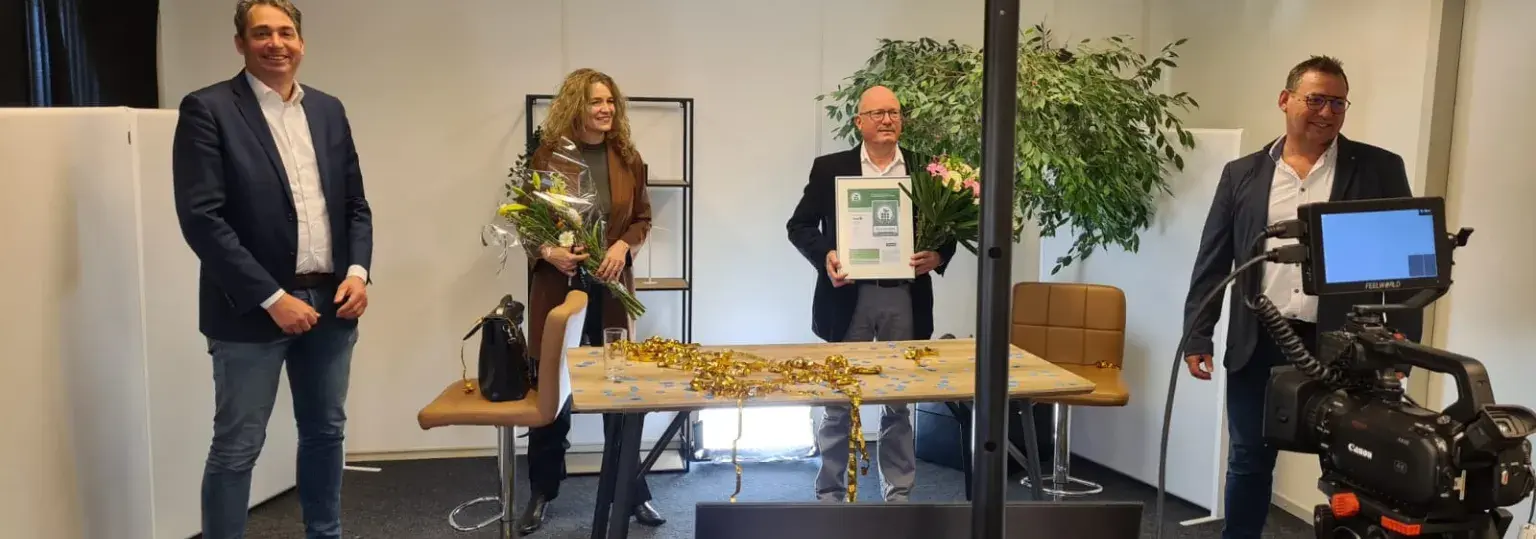 Betonhuis-uitreiking-CSC-platina-Dekker