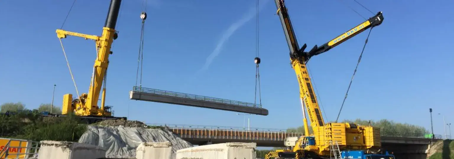 Hergebruik brugliggers Gaasperdam