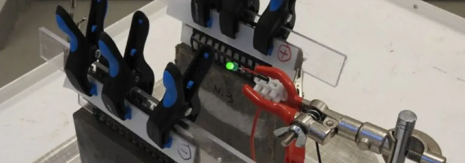 Proefopstelling van de cementbatterij.