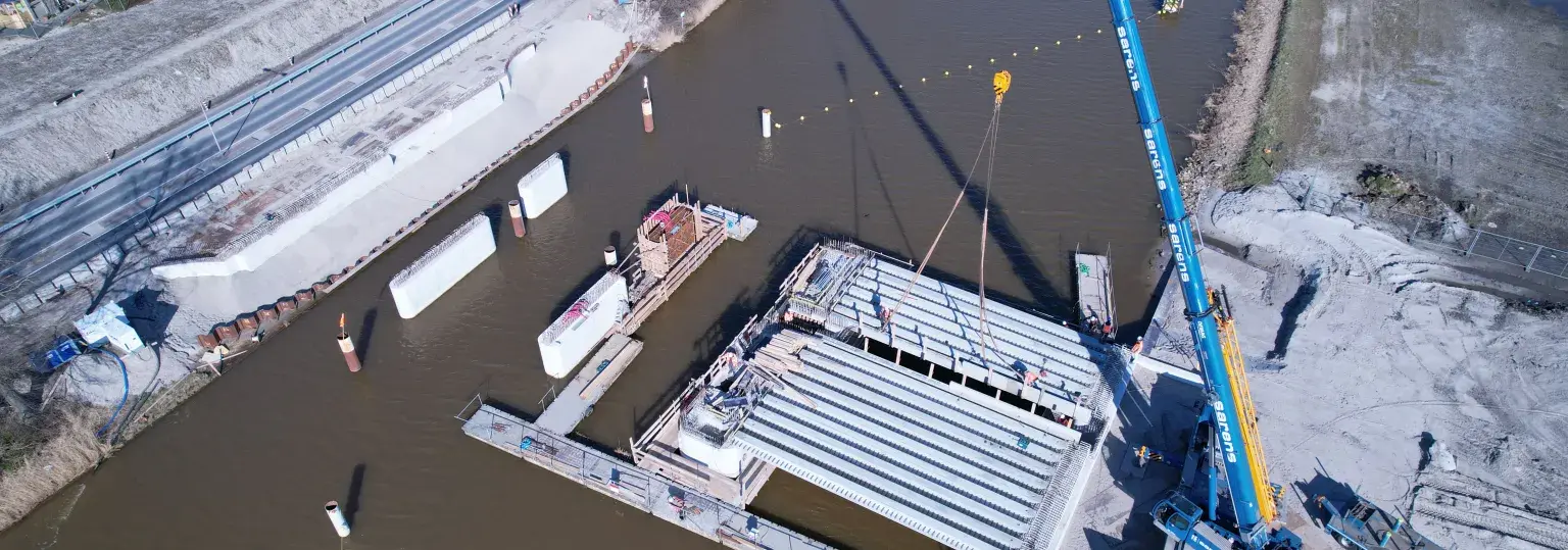 Michiel de Ruyterbrug.JPG