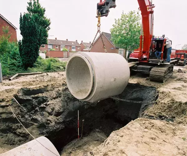 Aanleg van riolering van beton