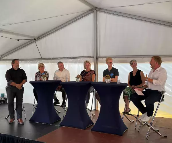 Betonhuis Faber Betonpompen 50 jaar_01