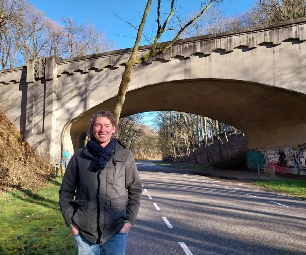 jeroen-van-gaalen-bij-de-brug.jpg